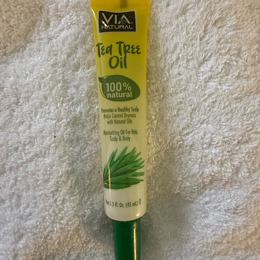 Tea Tree Oil Hair Treatment - Yellow and Green